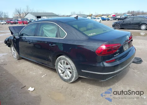 2018 Volkswagen Passat 2.0T Se из США, поврежденный, VIN 1VWBA7A34JC006422